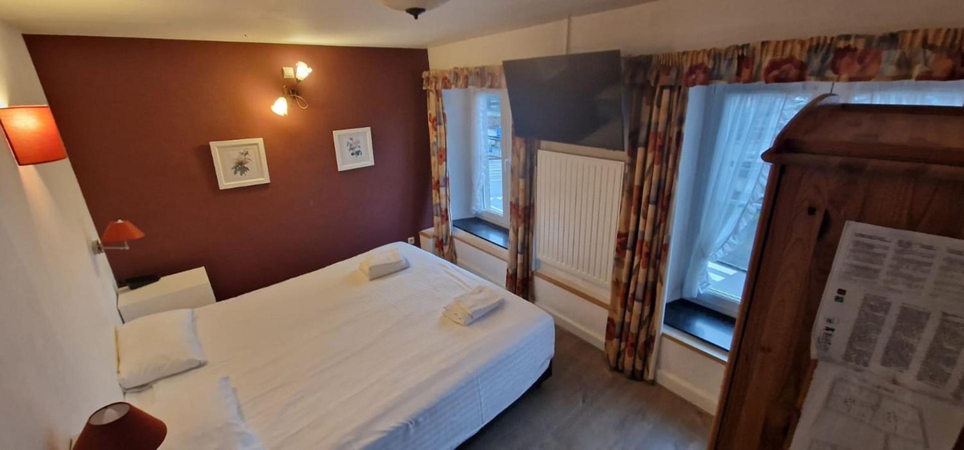 Royal Hotel-Restaurant Bonhomme Sougné-Remouchamps Esterno foto