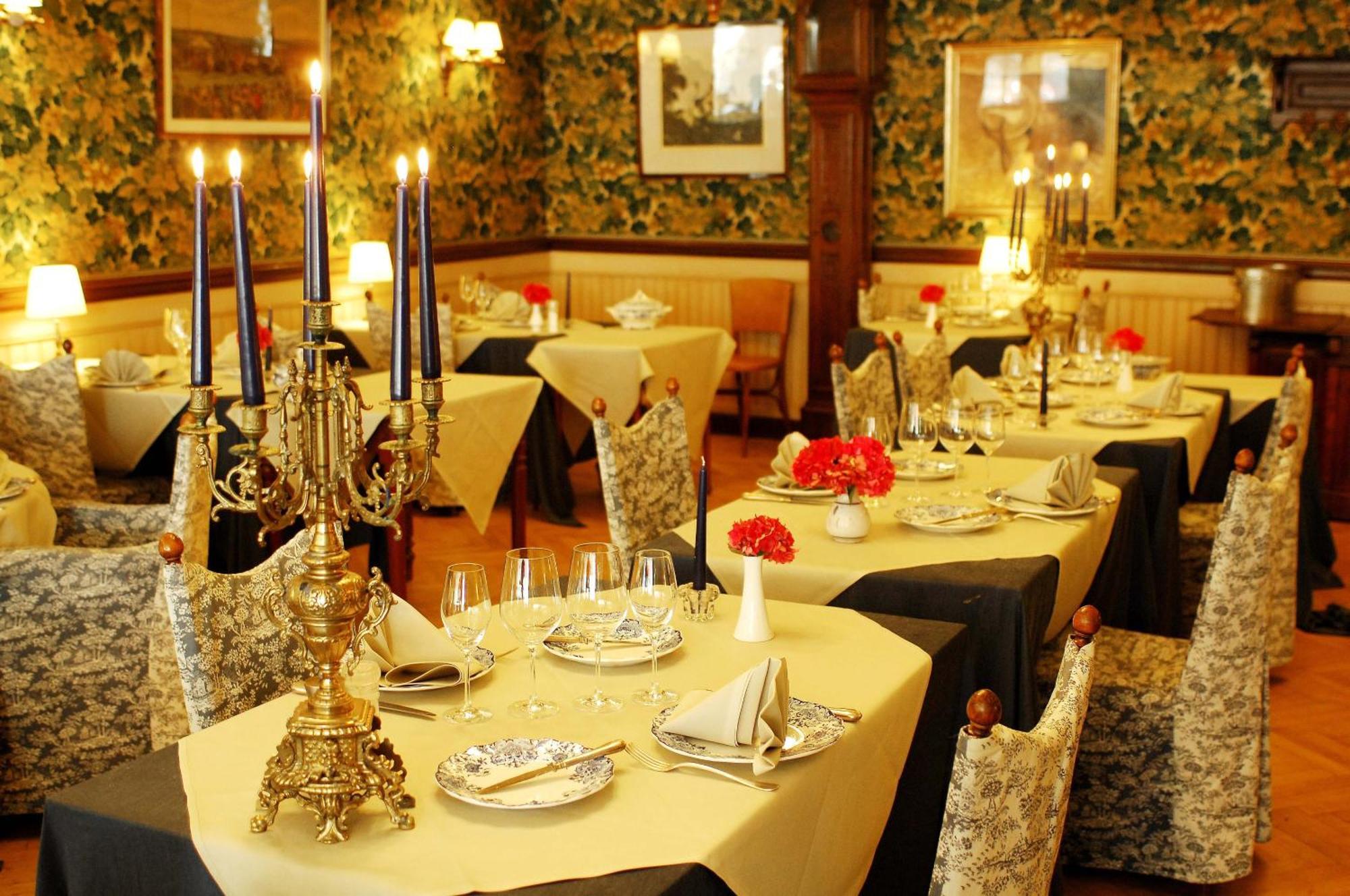 Royal Hotel-Restaurant Bonhomme Sougné-Remouchamps Esterno foto